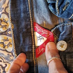 Women size 12/31 denim jean